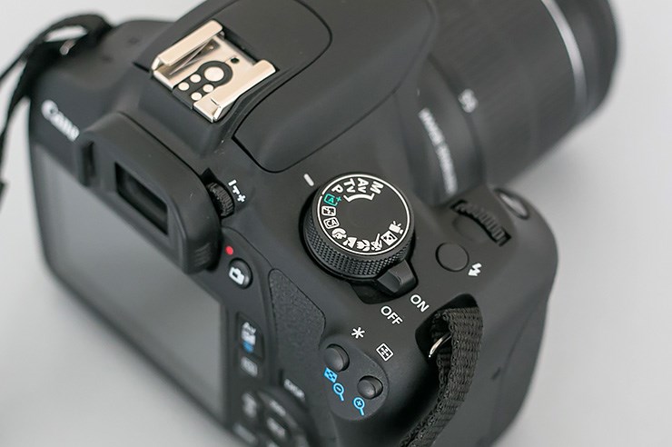Canon EOS 1200D (6).jpg
